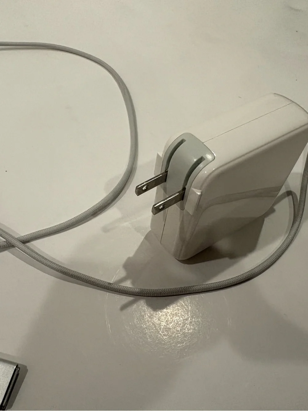 Apple 140W USB C Charger